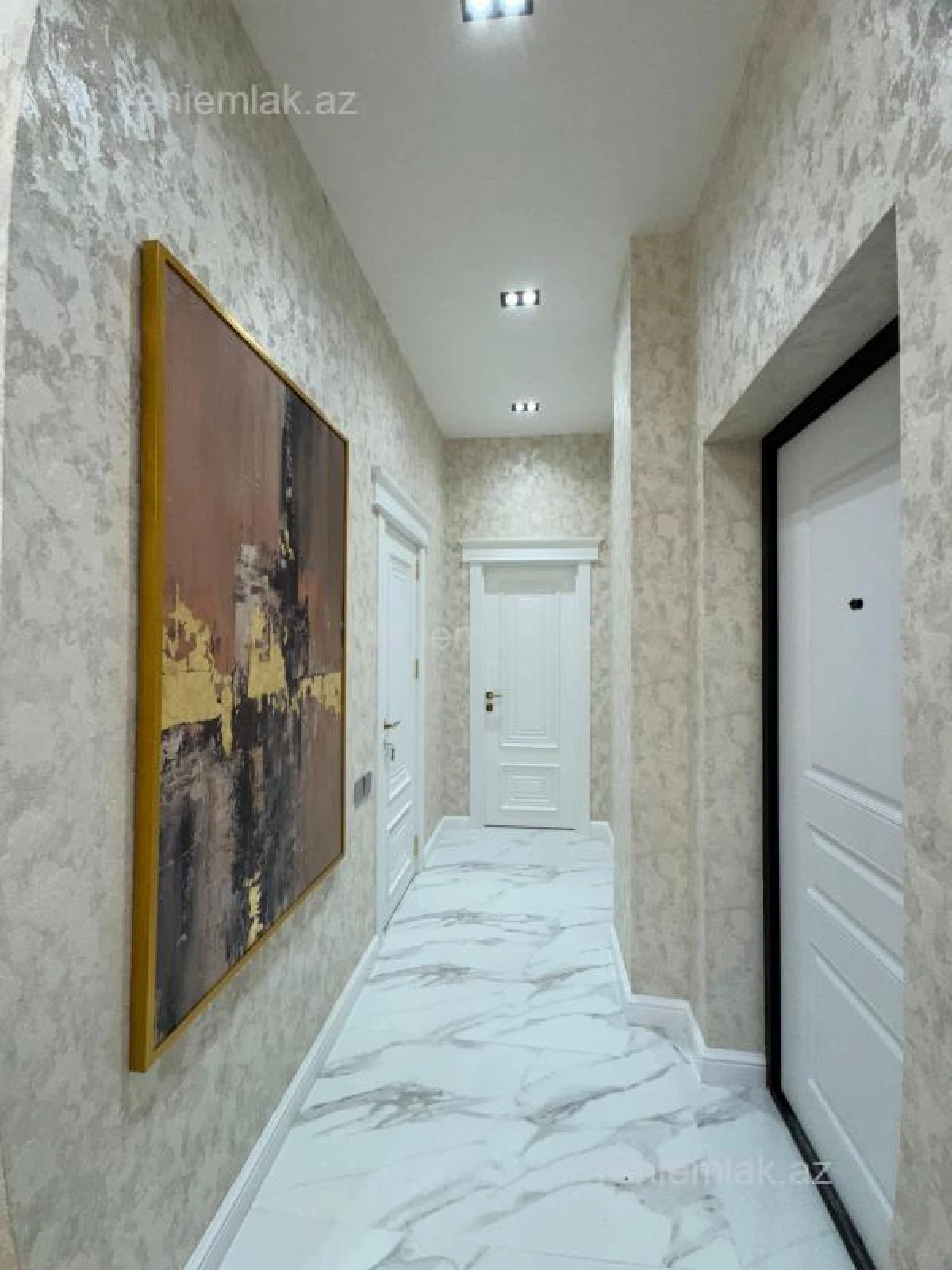 Satılır 2 otaqlı yeni tikili 50 m²