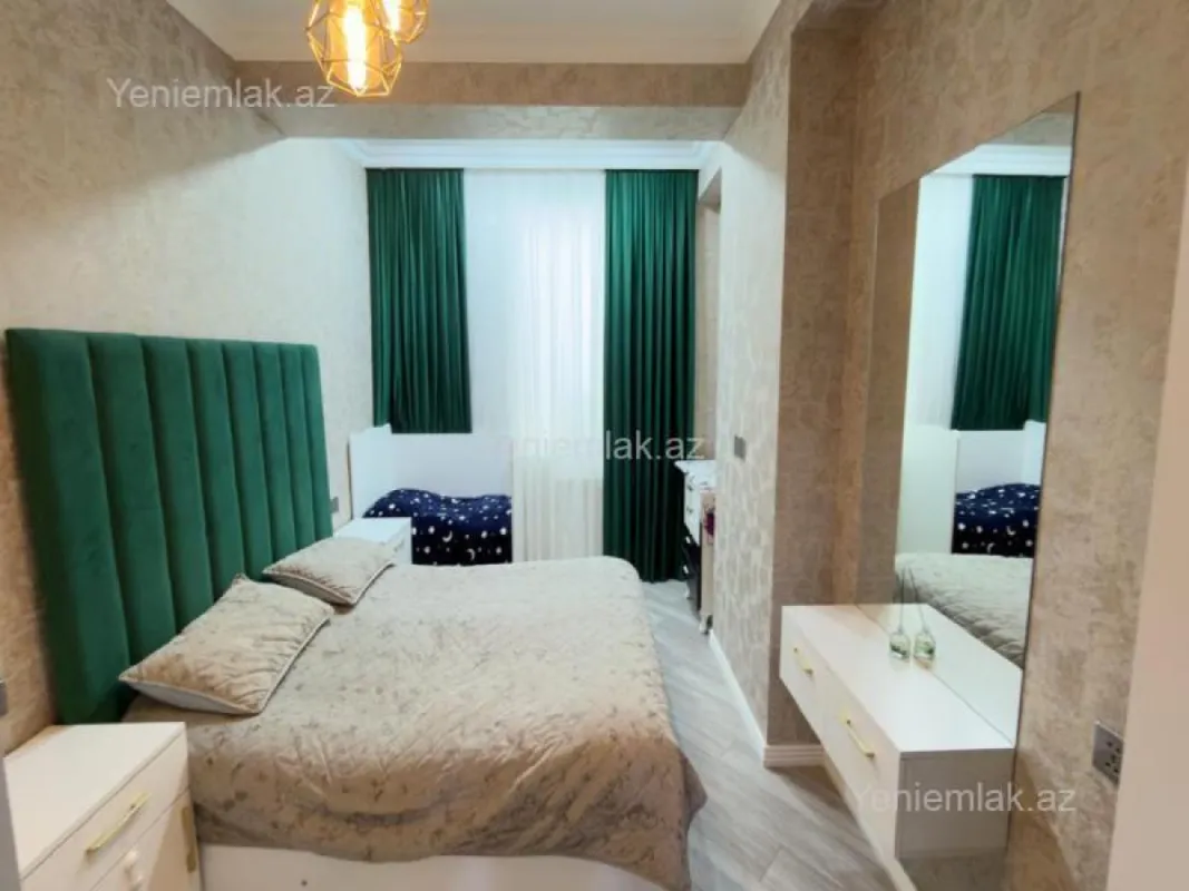 Satılır 3 otaqlı yeni tikili 81 m²