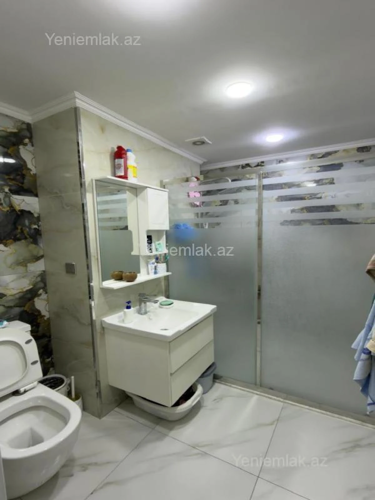 Satılır 3 otaqlı yeni tikili 81 m²