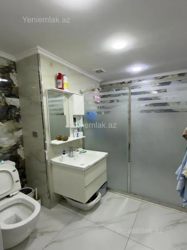 Satılır 3 otaqlı yeni tikili 81 m²