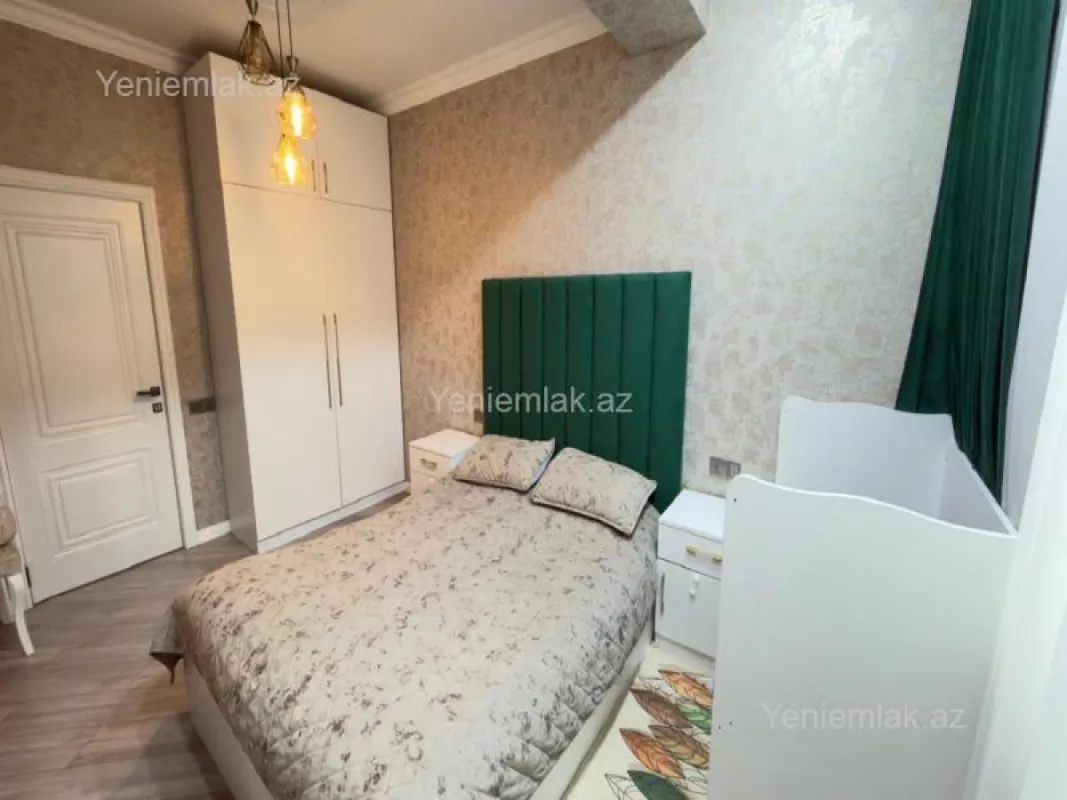 Satılır 3 otaqlı yeni tikili 81 m²