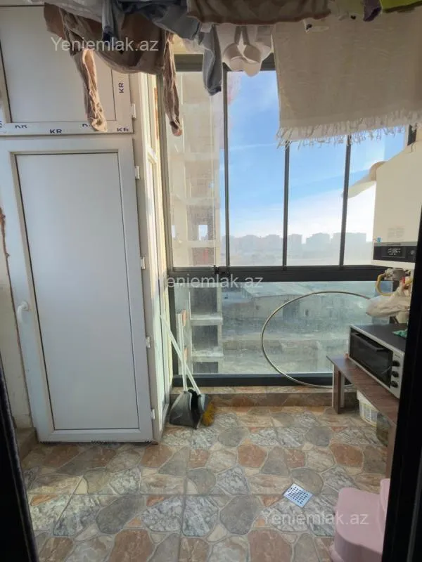 Satılır 3 otaqlı yeni tikili 81 m²