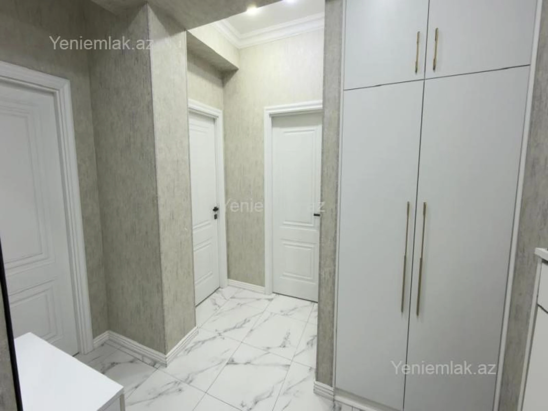 Satılır 3 otaqlı yeni tikili 81 m²