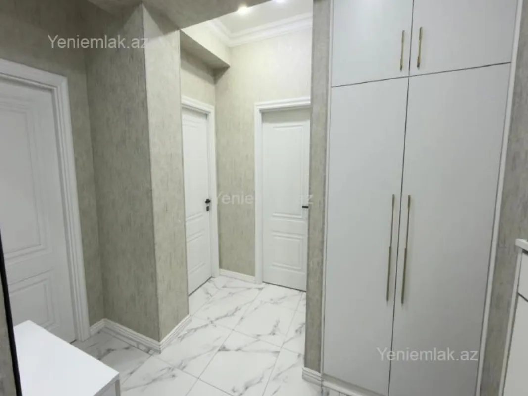 Satılır 3 otaqlı yeni tikili 81 m²