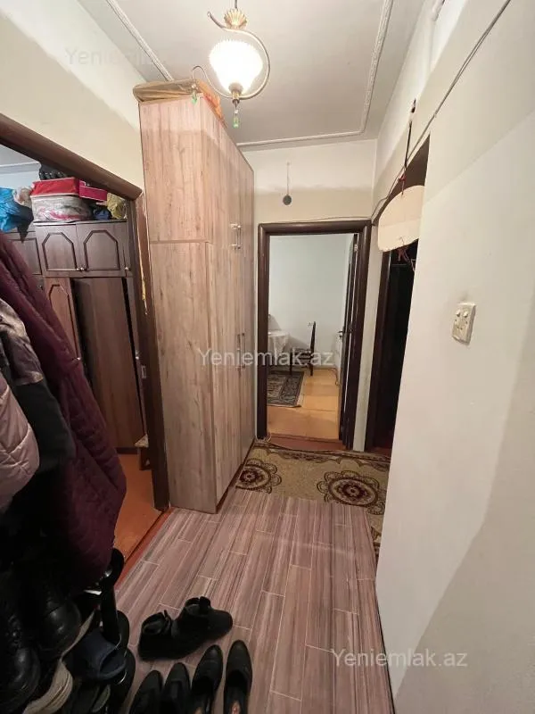 Satılır 3 otaqlı köhnə tikili 72 m²