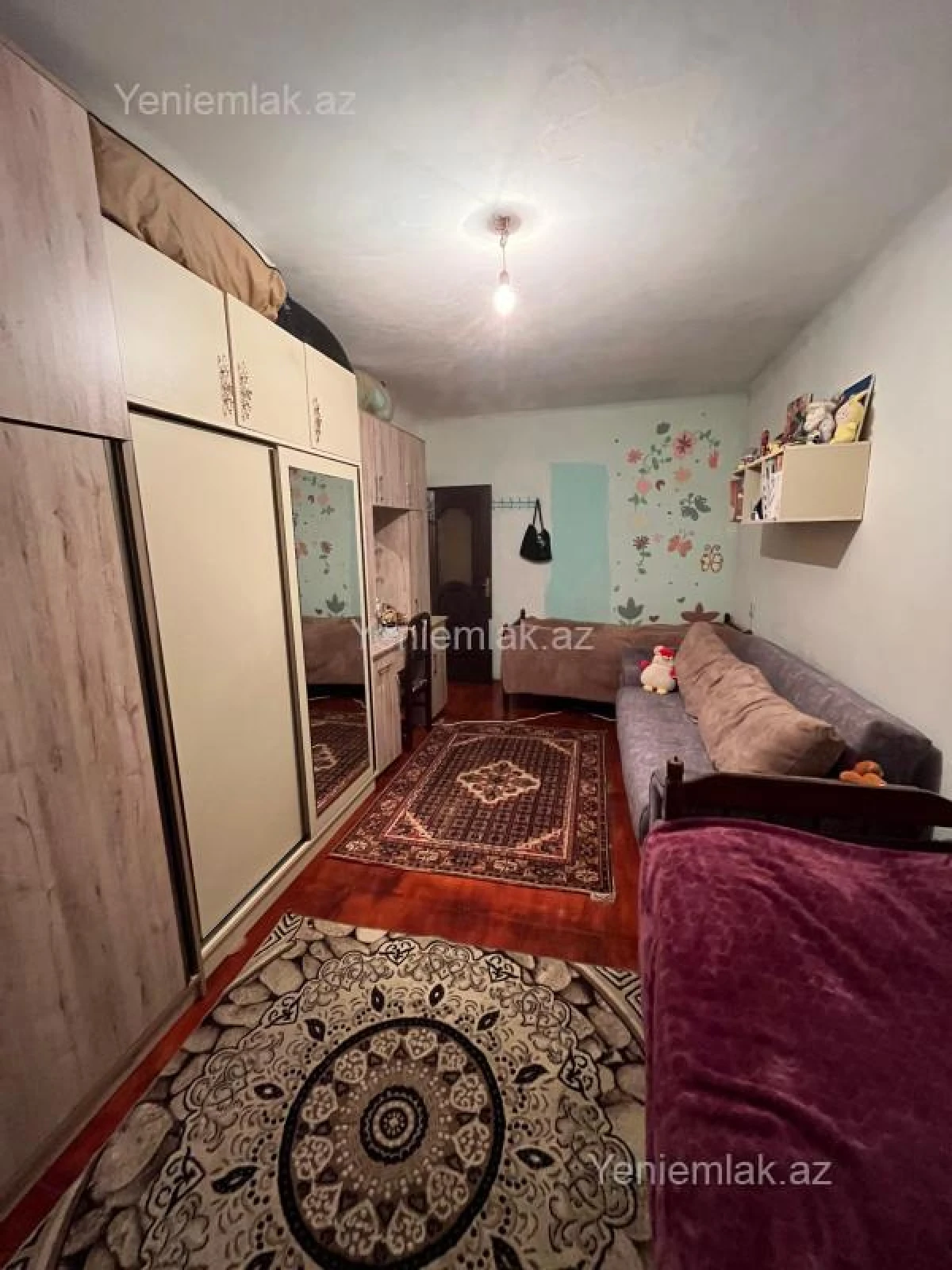 Satılır 3 otaqlı köhnə tikili 72 m²