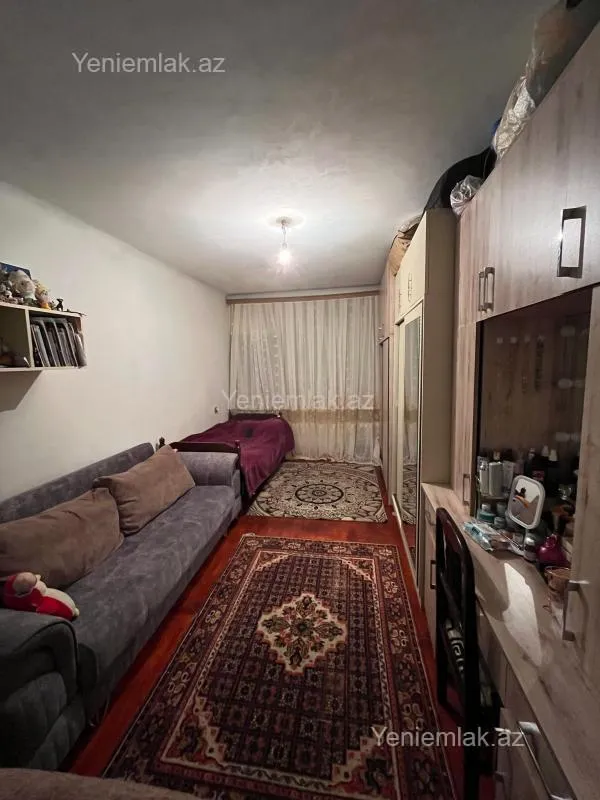 Satılır 3 otaqlı köhnə tikili 72 m²