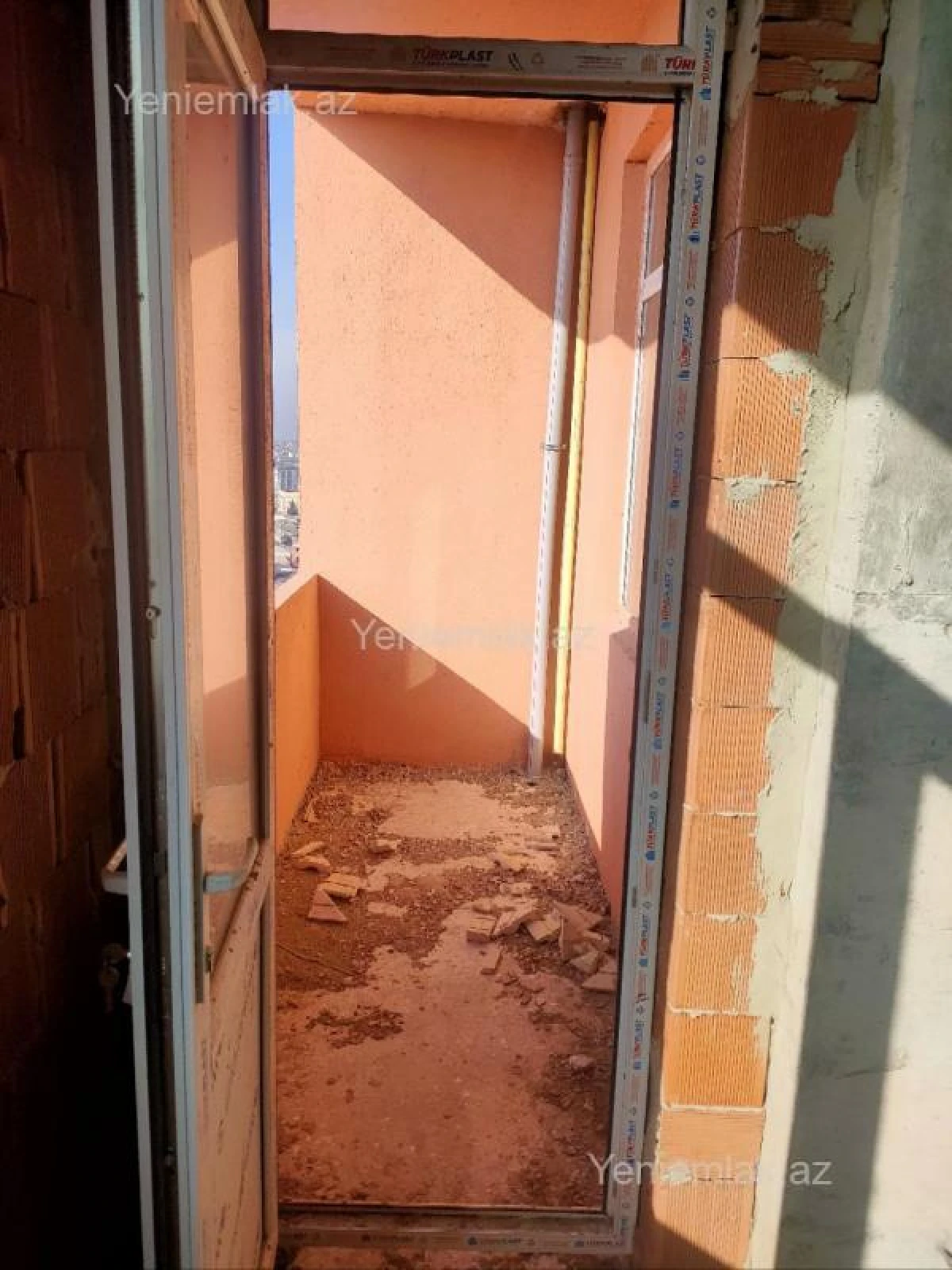 Satılır 2 otaqlı yeni tikili 95.3 m²