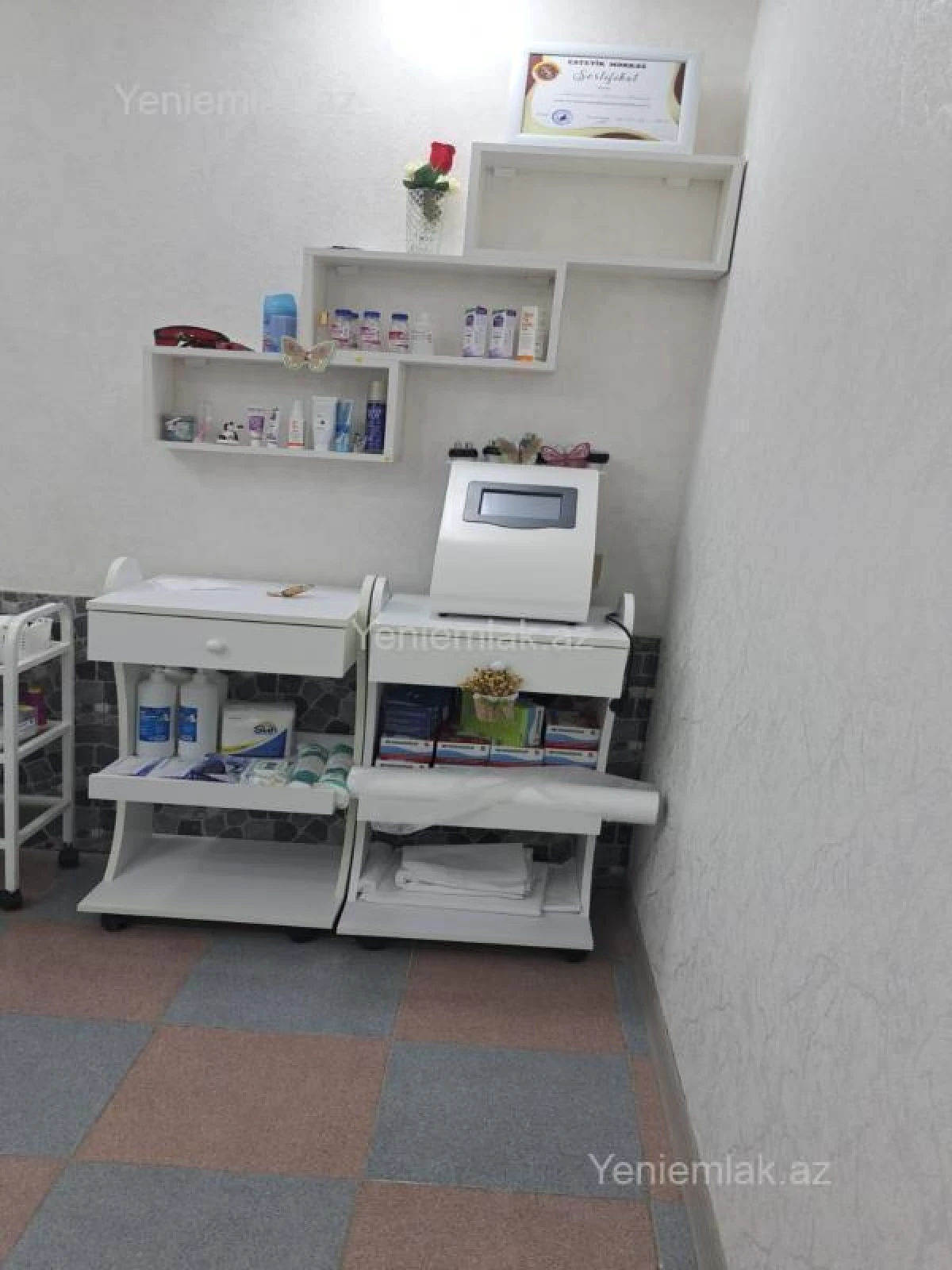 Satılır 3 otaqlı obyekt 150 m²