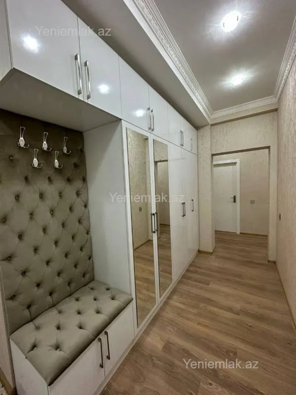Satılır 3 otaqlı yeni tikili 95 m²