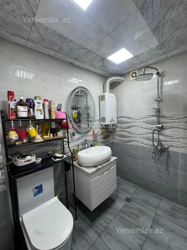 Satılır 2 otaqlı köhnə tikili 50 m²