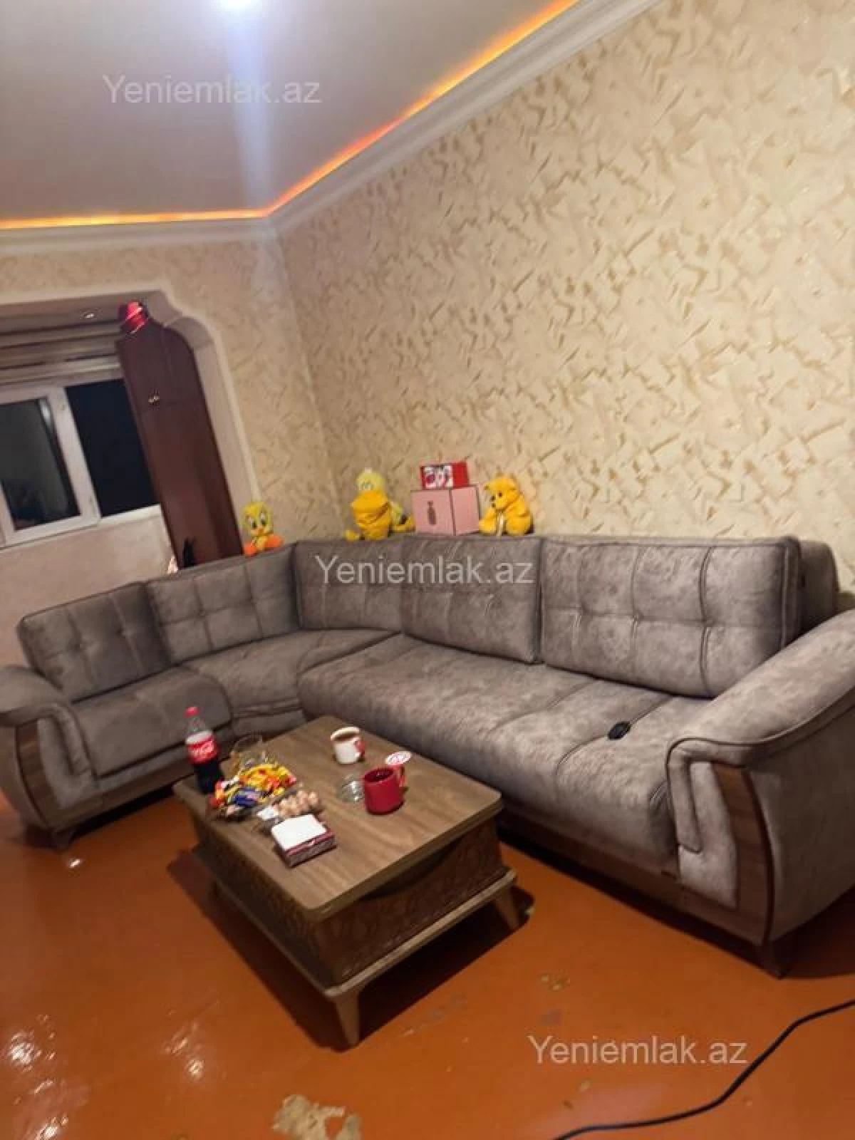 Satılır 2 otaqlı köhnə tikili 50 m²