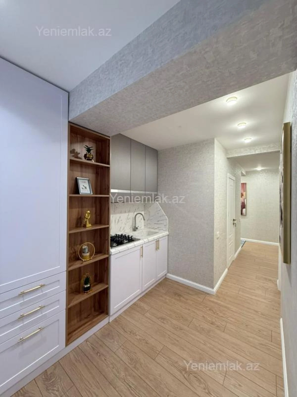 Satılır 2 otaqlı köhnə tikili 55 m²