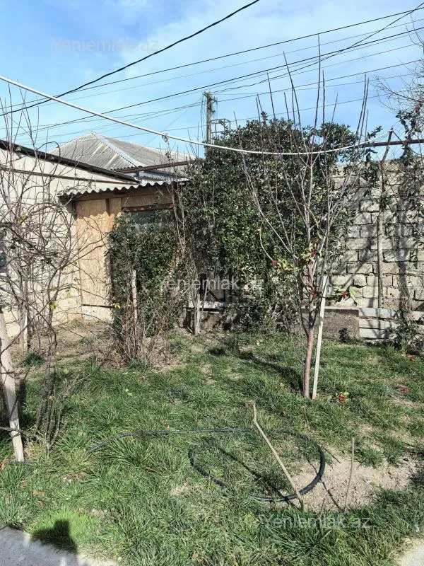 Satılır 4 otaqlı həyət evi 120 m²