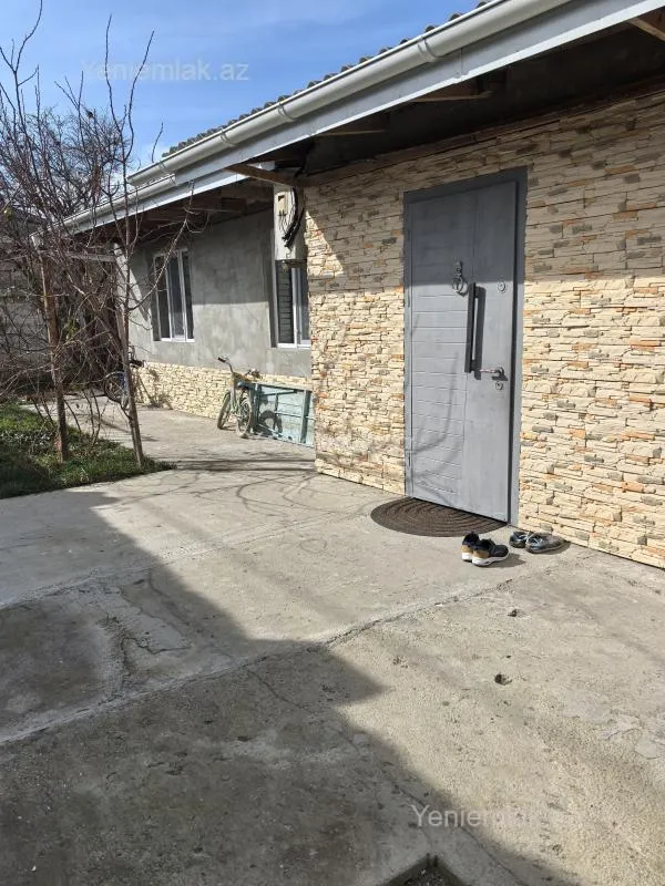 Satılır 4 otaqlı həyət evi 120 m²