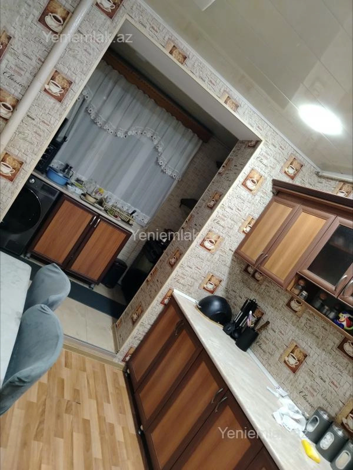 Satılır 3 otaqlı köhnə tikili 80 m²