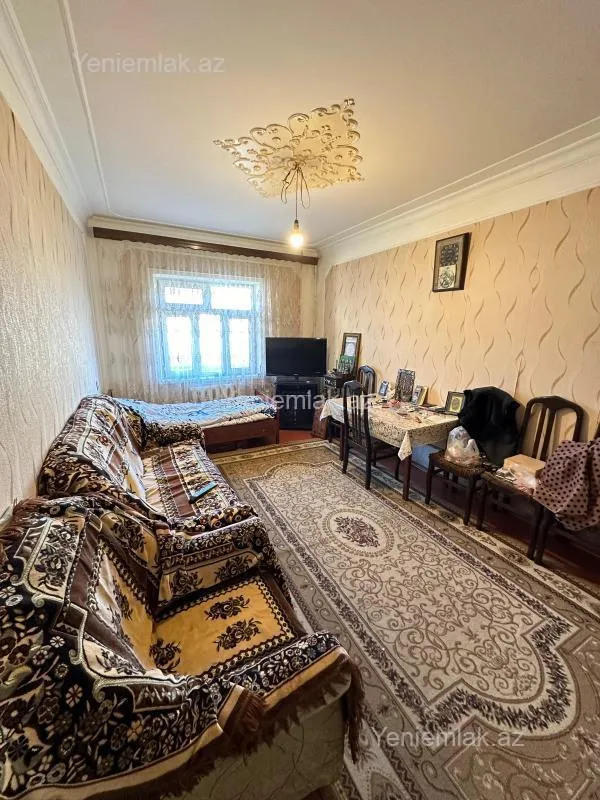 Satılır 3 otaqlı köhnə tikili 78 m²