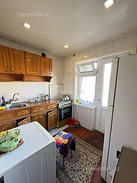 Satılır 3 otaqlı köhnə tikili 78 m²