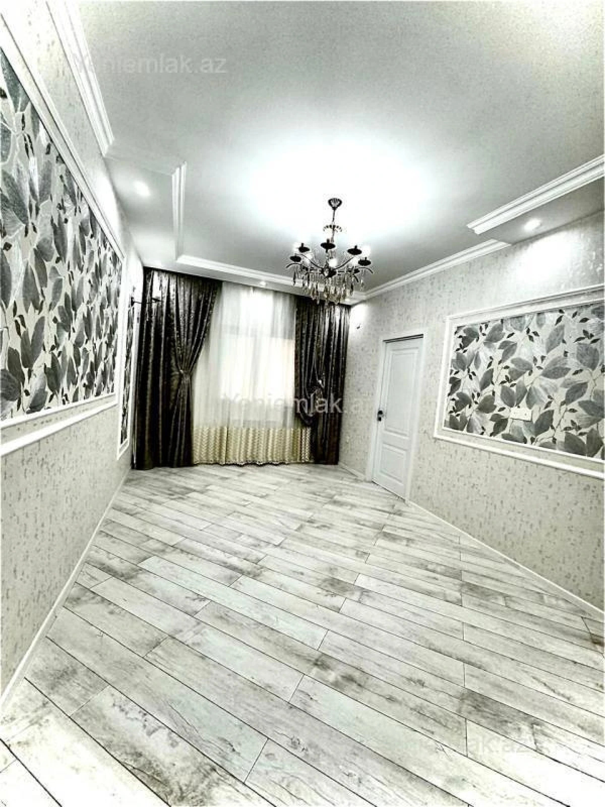 Satılır 2 otaqlı köhnə tikili 55 m²