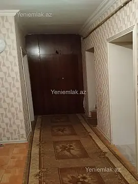 Satılır 3 otaqlı köhnə tikili 90 m² — Sumqayıt, 8-ci mikrorayon 3 otaq 90.00 m²