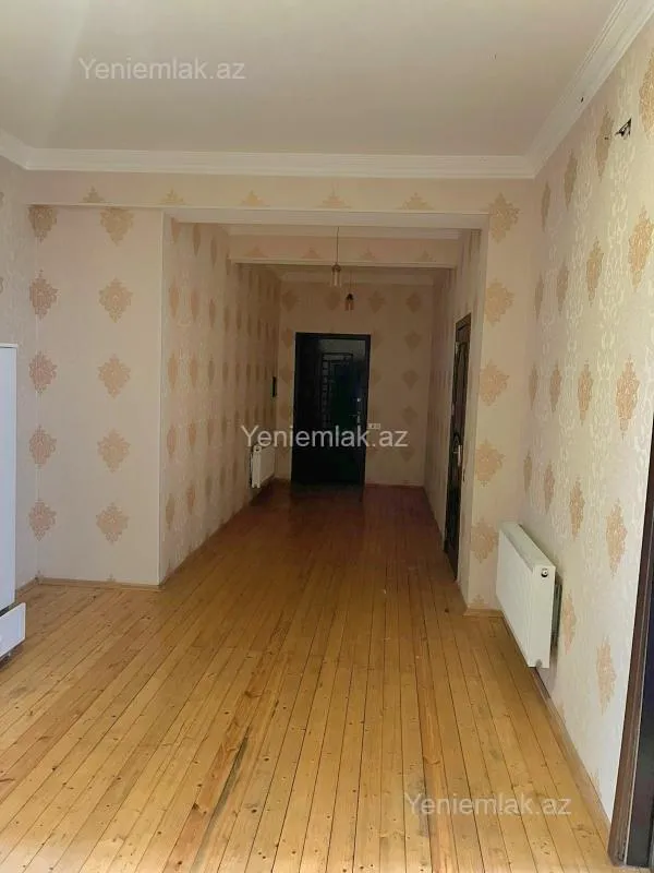 Satılır 3 otaqlı yeni tikili 136 m²