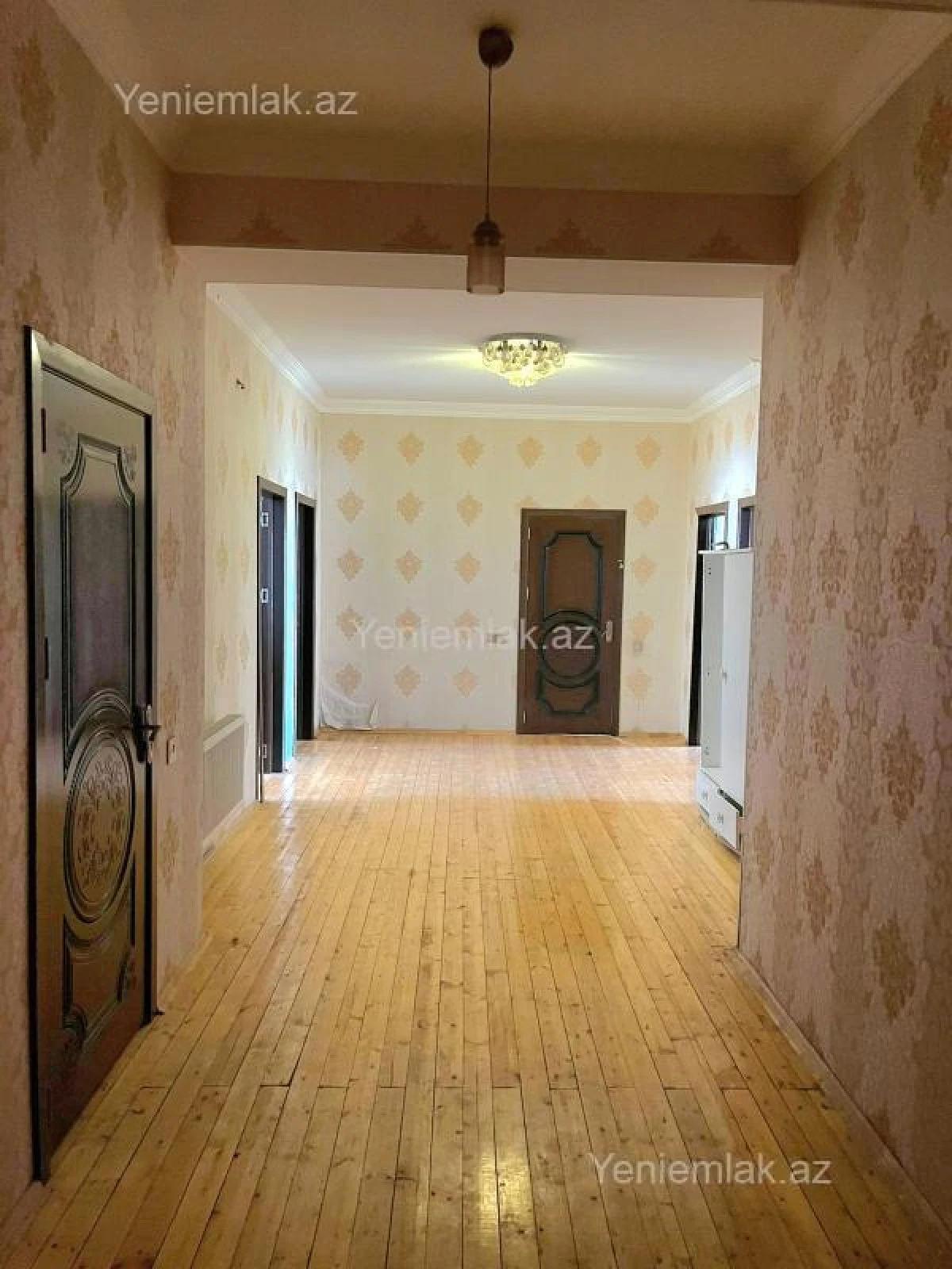 Satılır 3 otaqlı yeni tikili 136 m²