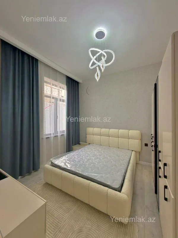 Satılır 4 otaqlı həyət evi 170 m²