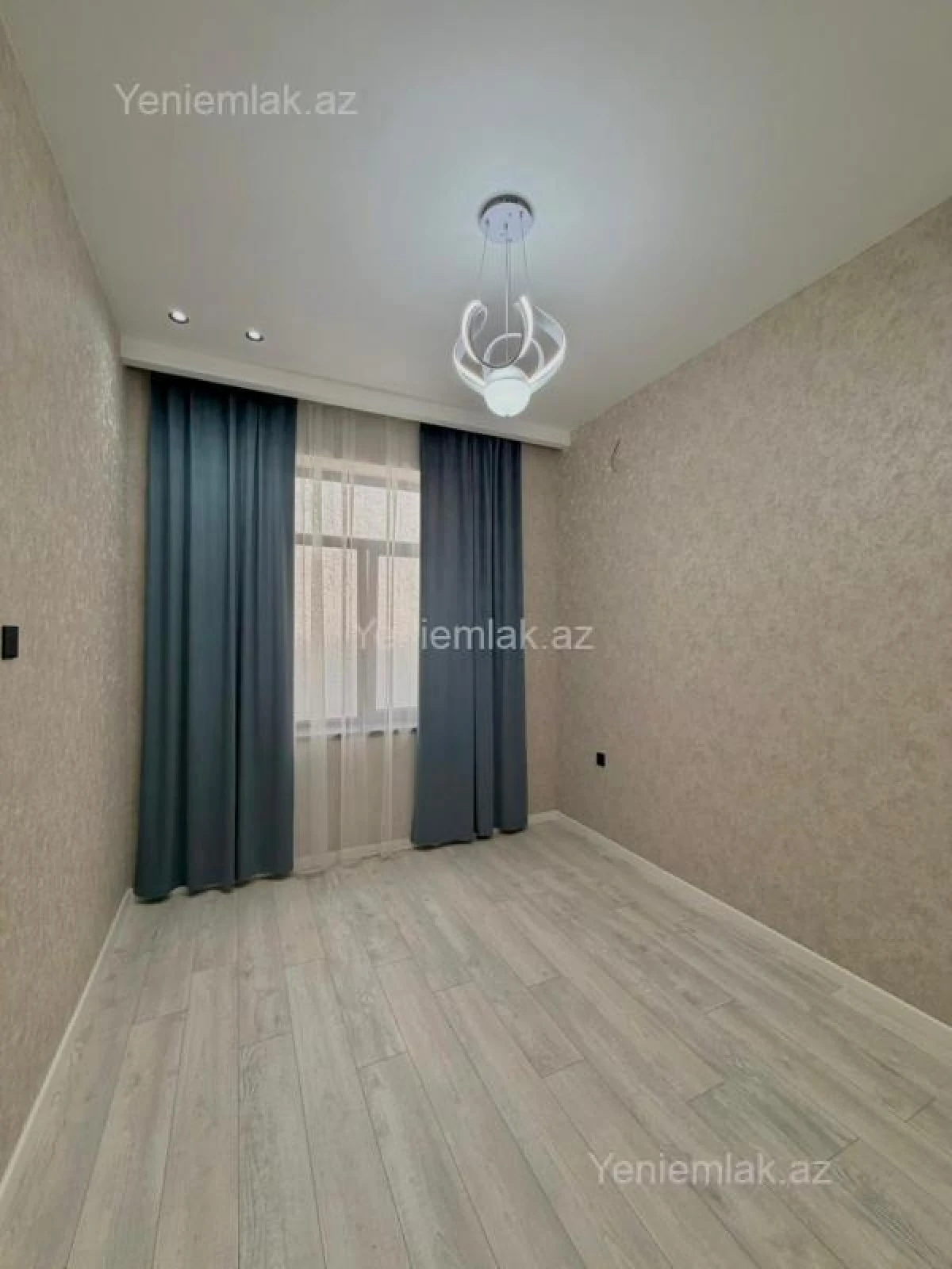 Satılır 4 otaqlı həyət evi 170 m²