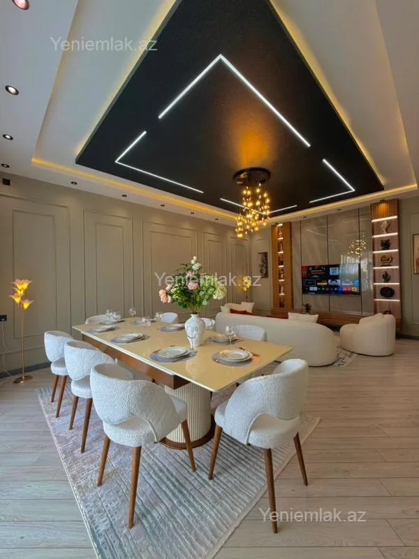 Satılır 5 otaqlı həyət evi 200 m²