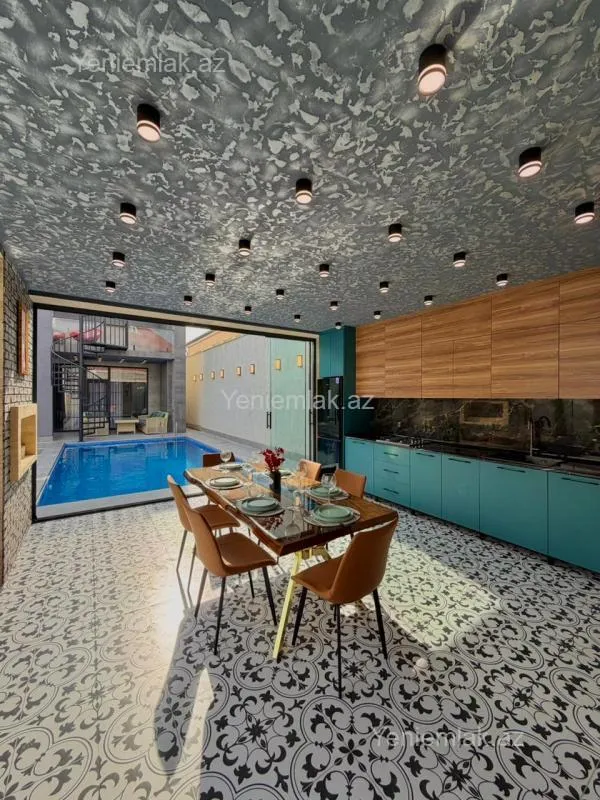 Satılır 5 otaqlı həyət evi 200 m²