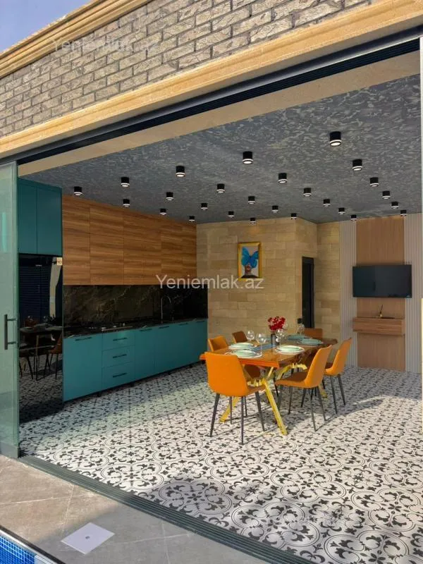 Satılır 5 otaqlı həyət evi 200 m²