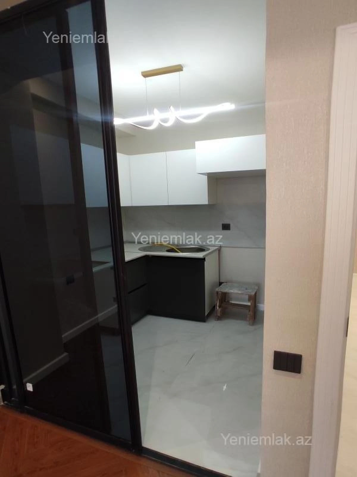 Satılır 2 otaqlı yeni tikili 50 m²