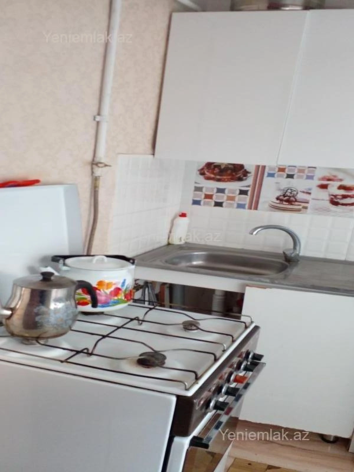 Satılır 3 otaqlı köhnə tikili 67 m²