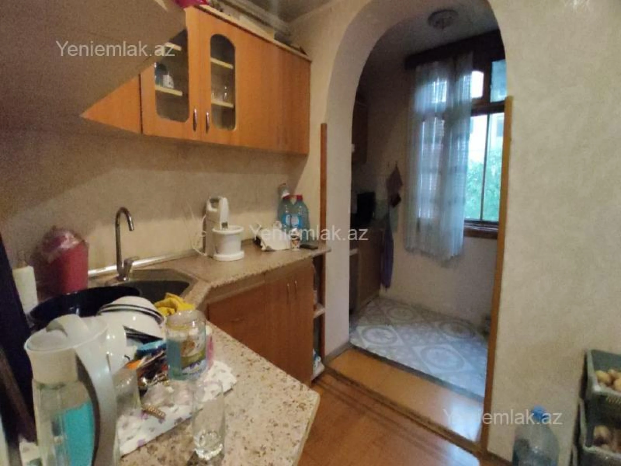 Satılır 2 otaqlı köhnə tikili 55 m²