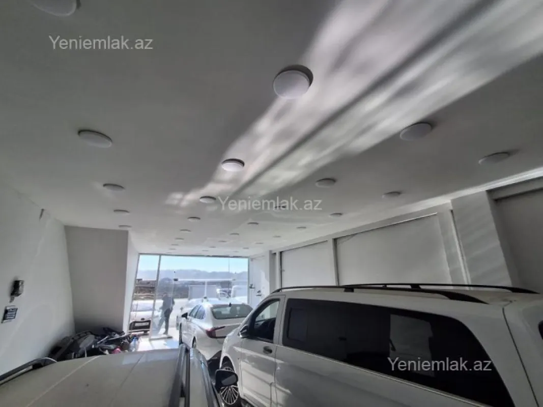 Satılır 1 otaqlı obyekt 72 m²