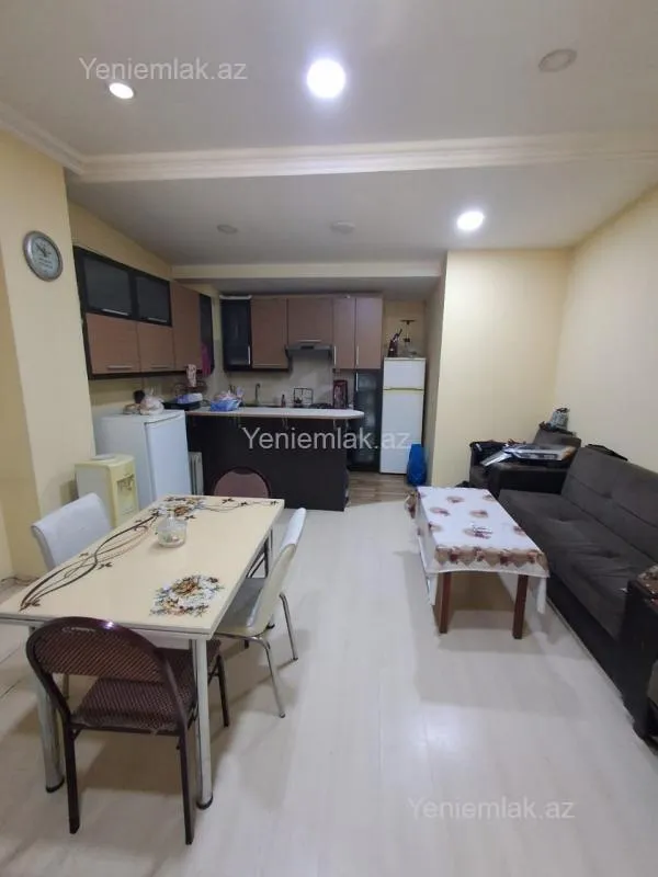 Satılır 1 otaqlı obyekt 72 m²