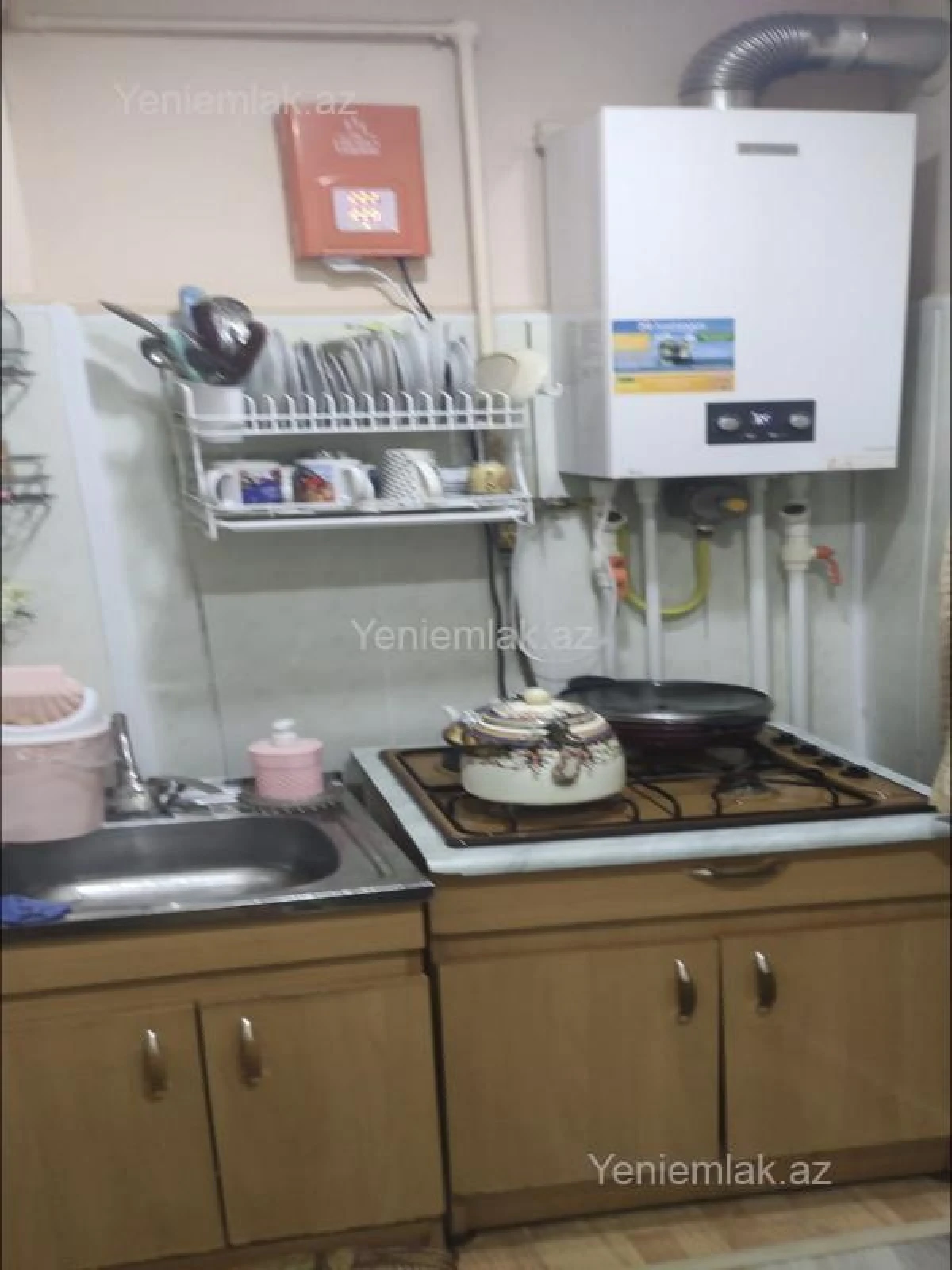 Satılır 2 otaqlı köhnə tikili 55 m²