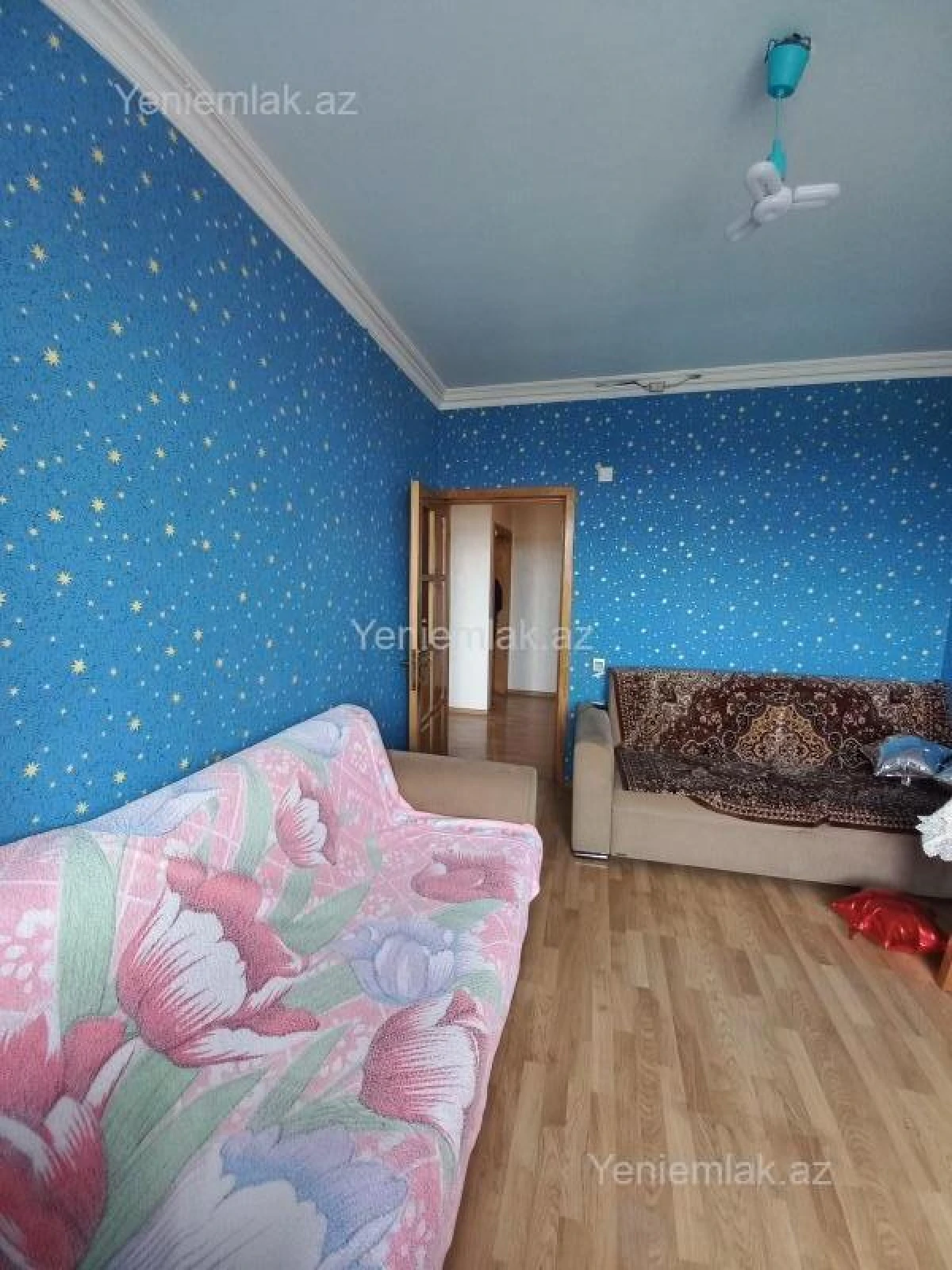 Satılır 3 otaqlı köhnə tikili 75 m²