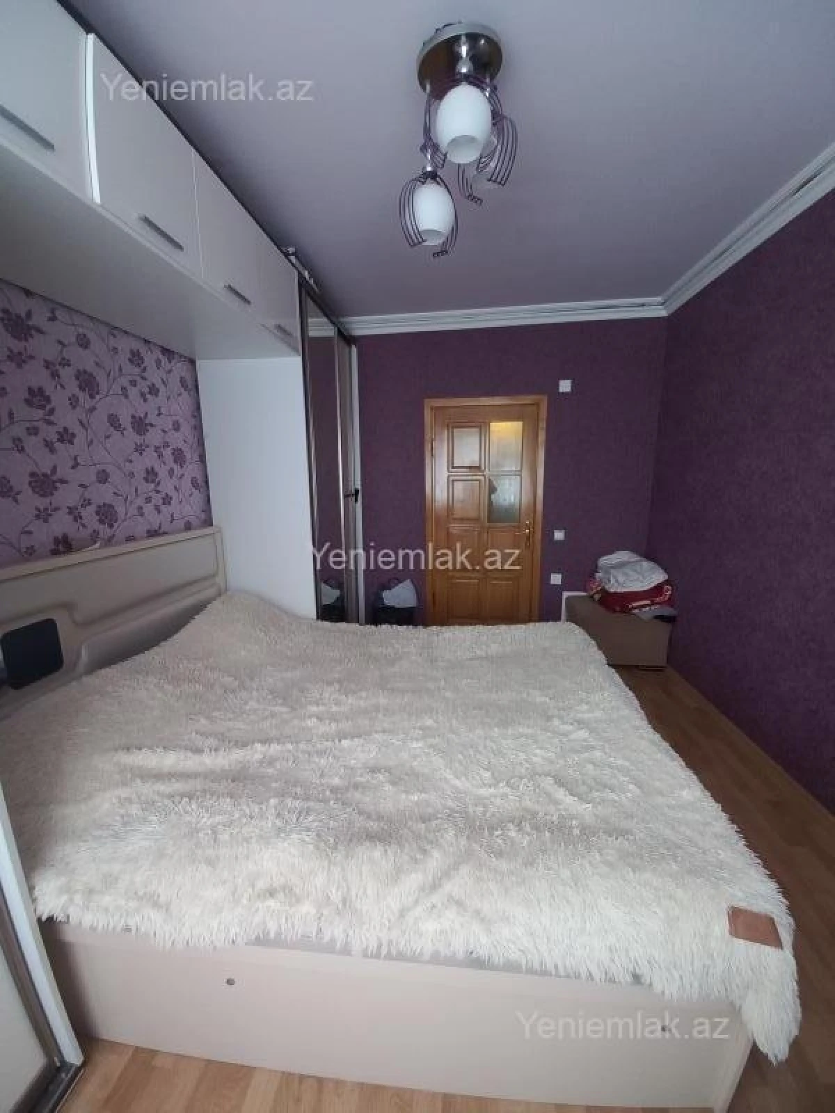 Satılır 3 otaqlı köhnə tikili 75 m²