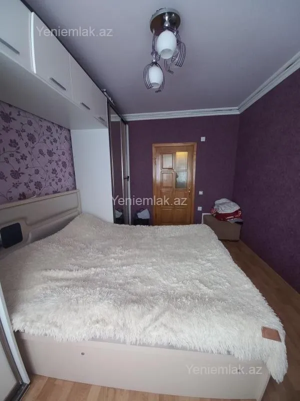 Satılır 3 otaqlı köhnə tikili 75 m²