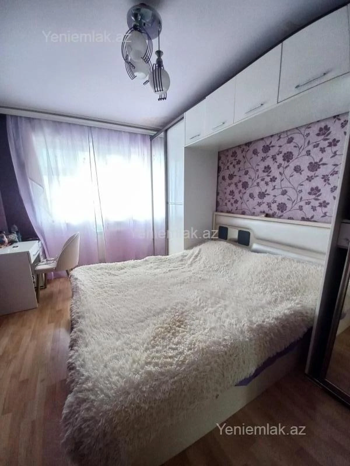 Satılır 3 otaqlı köhnə tikili 75 m²