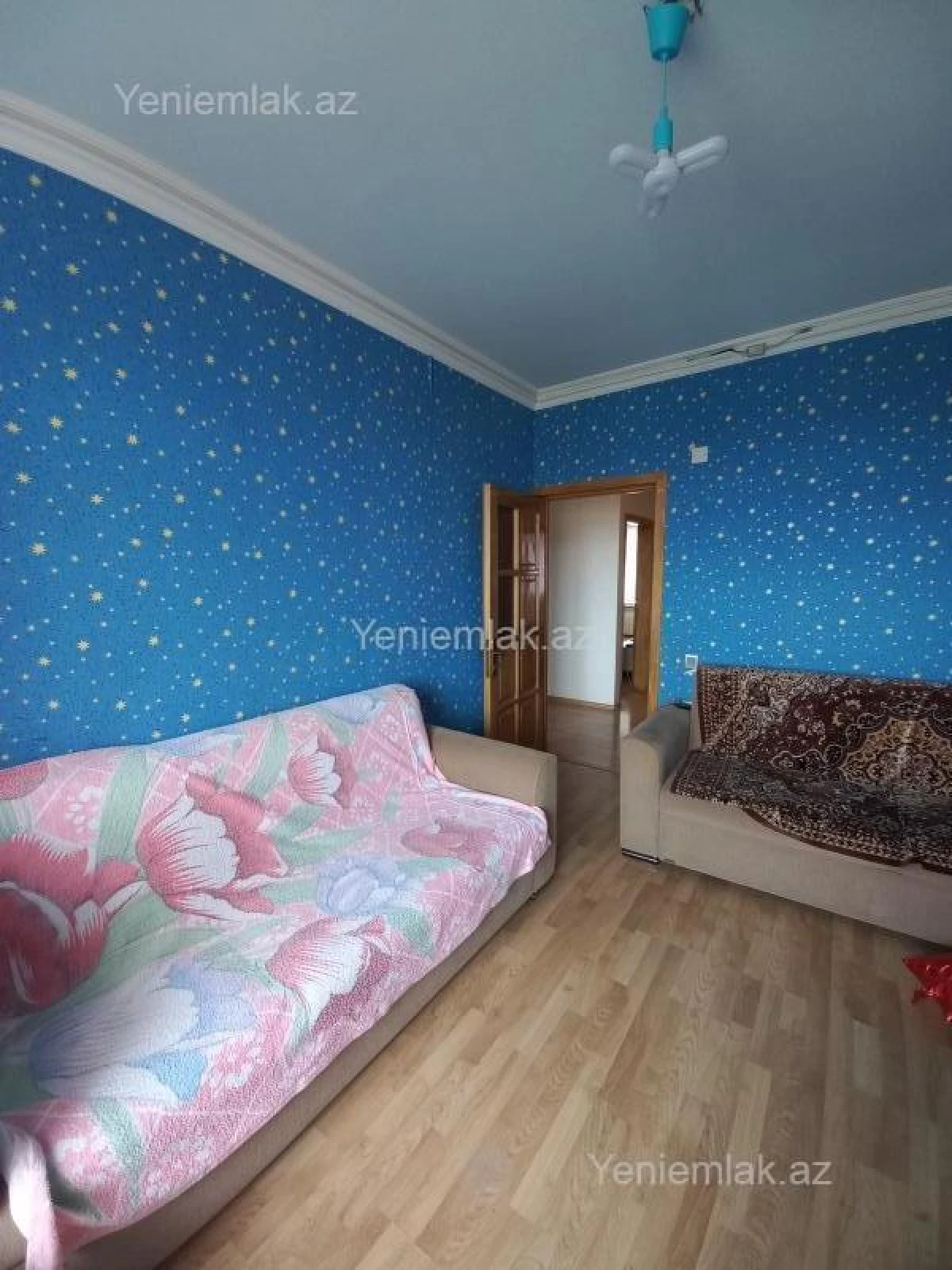 Satılır 3 otaqlı köhnə tikili 75 m²