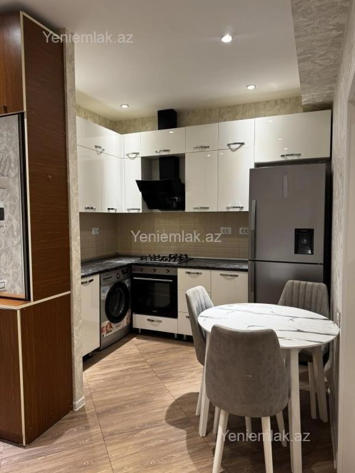 Satılır 2 otaqlı yeni tikili 64 m²