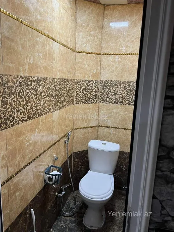 Satılır 2 otaqlı köhnə tikili 60 m²