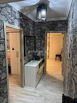 Satılır 2 otaqlı köhnə tikili 60 m²
