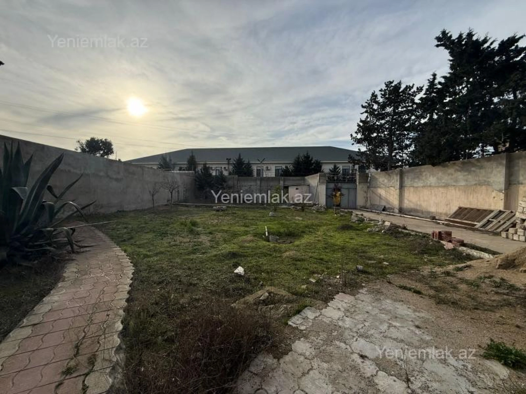 Satılır torpaq sahəsi