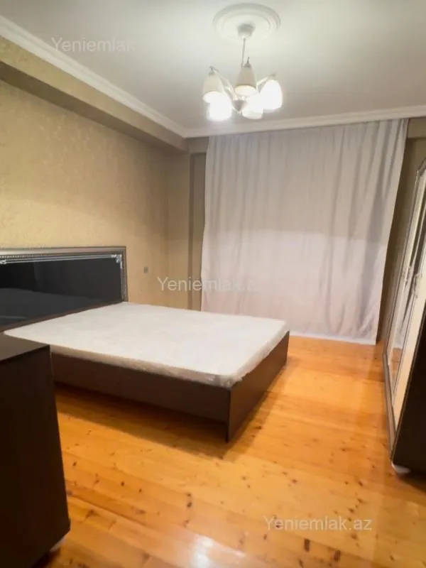 Satılır 3 otaqlı yeni tikili 90 m²