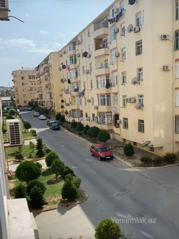 Satılır 3 otaqlı yeni tikili 90 m²