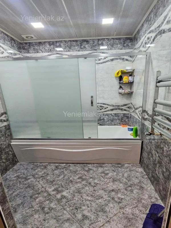 Satılır 3 otaqlı yeni tikili 90 m²