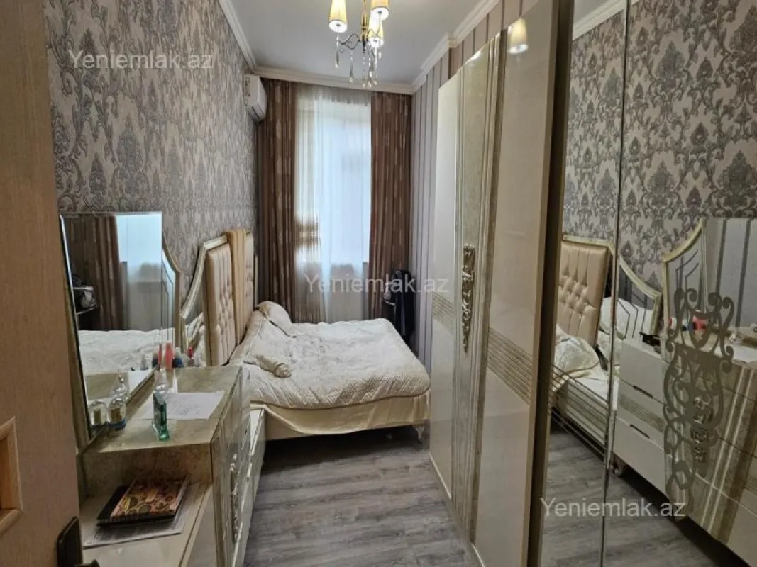 Satılır 3 otaqlı yeni tikili 90 m²